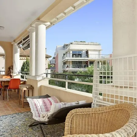 Superbe 120m2, Proche Centre, Parking *